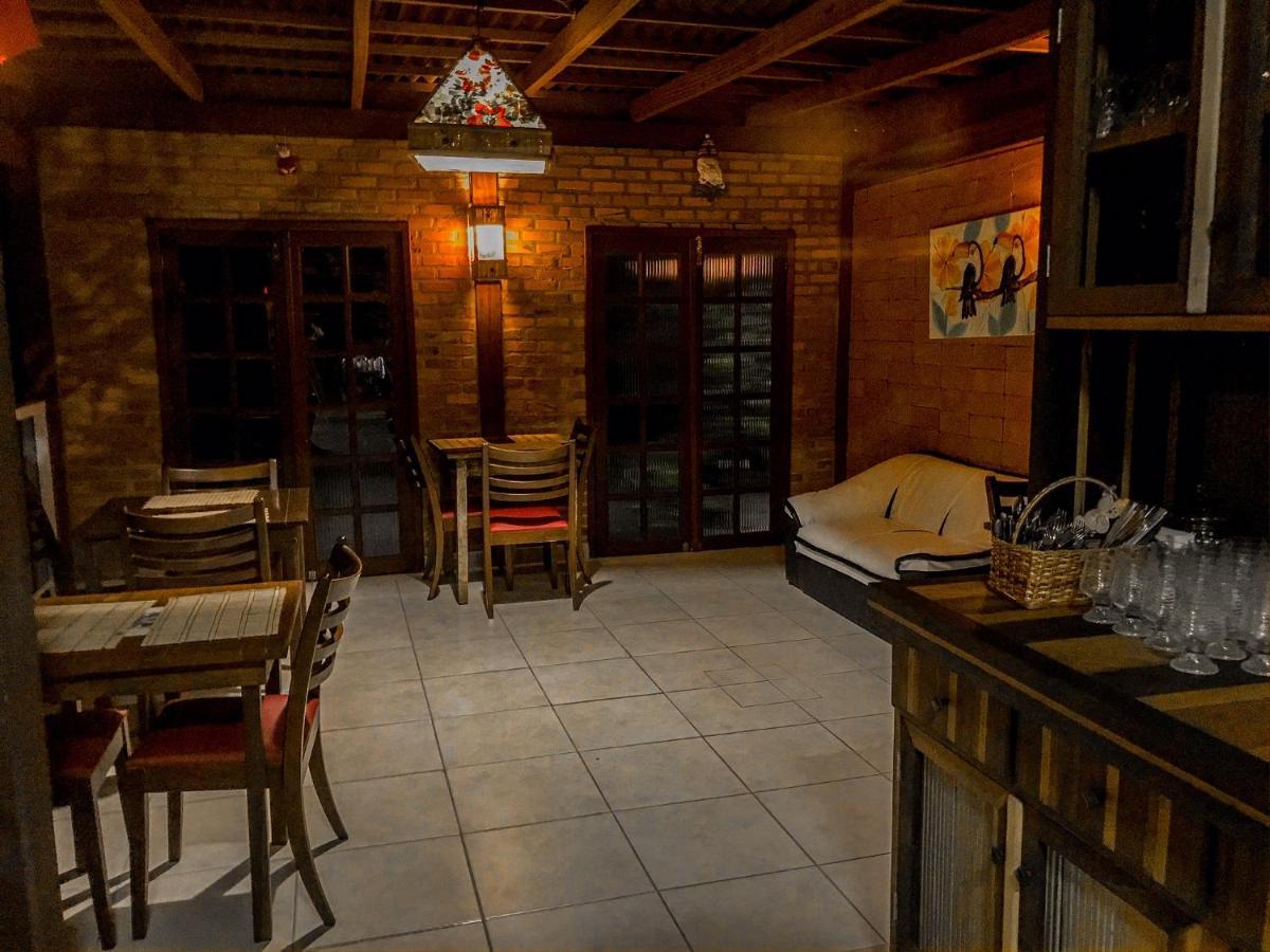 Pousada Vila Portuguesa Bombinhas Exteriör bild